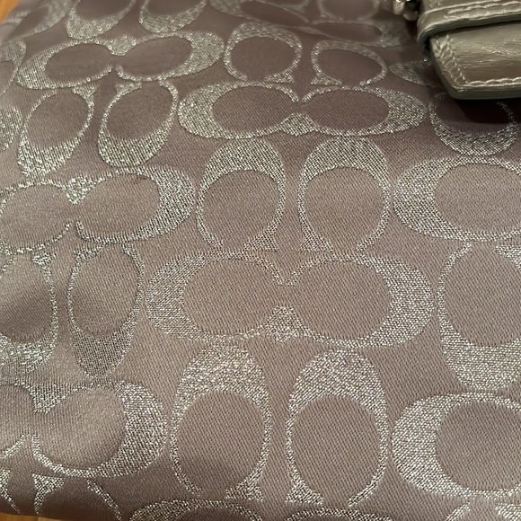 Coach Shoulder Bag - Picture 5 of 16